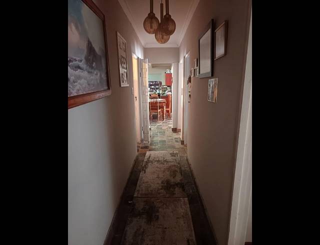 5 BEDROOM HOUSE FOR SALE IN FAIRBRIDGE HEIGHTS